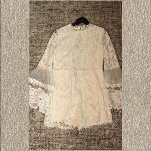 🤍 White Lace Romper 🤍